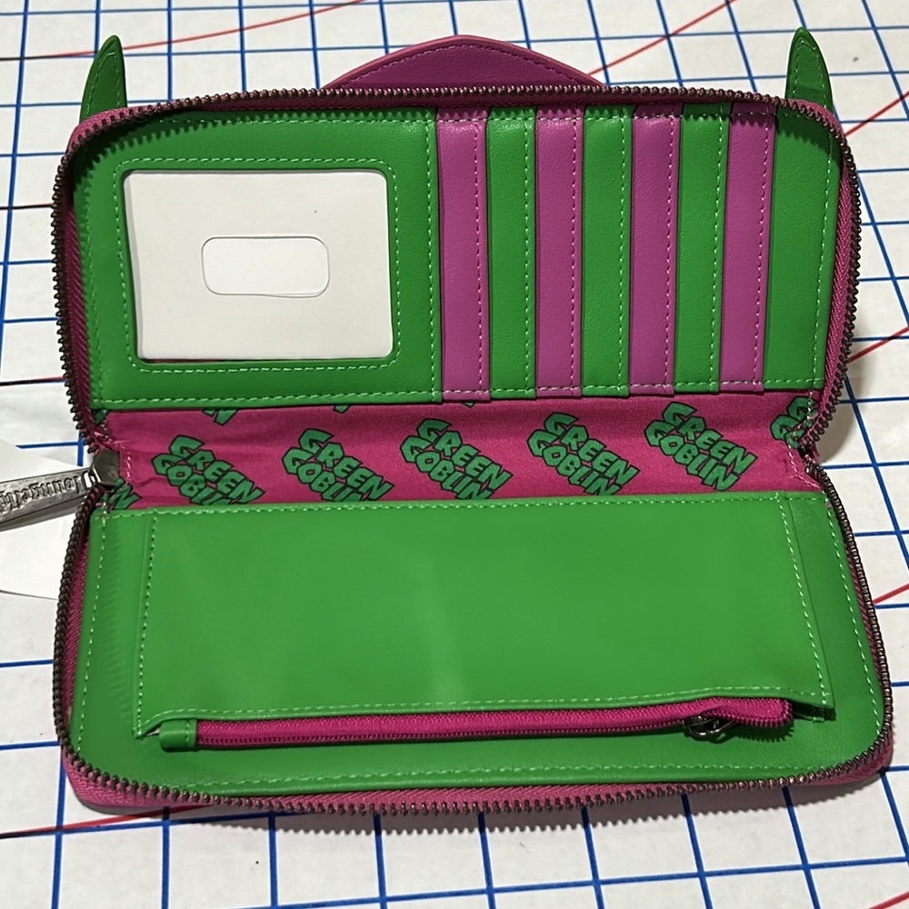 Marvel Green Goblin! Large zip wallet - Picture 3 of 8